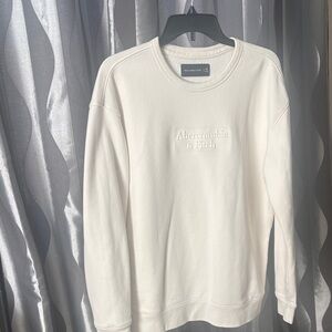 Abercrombie & Fitch Cream Crewneck Sweater